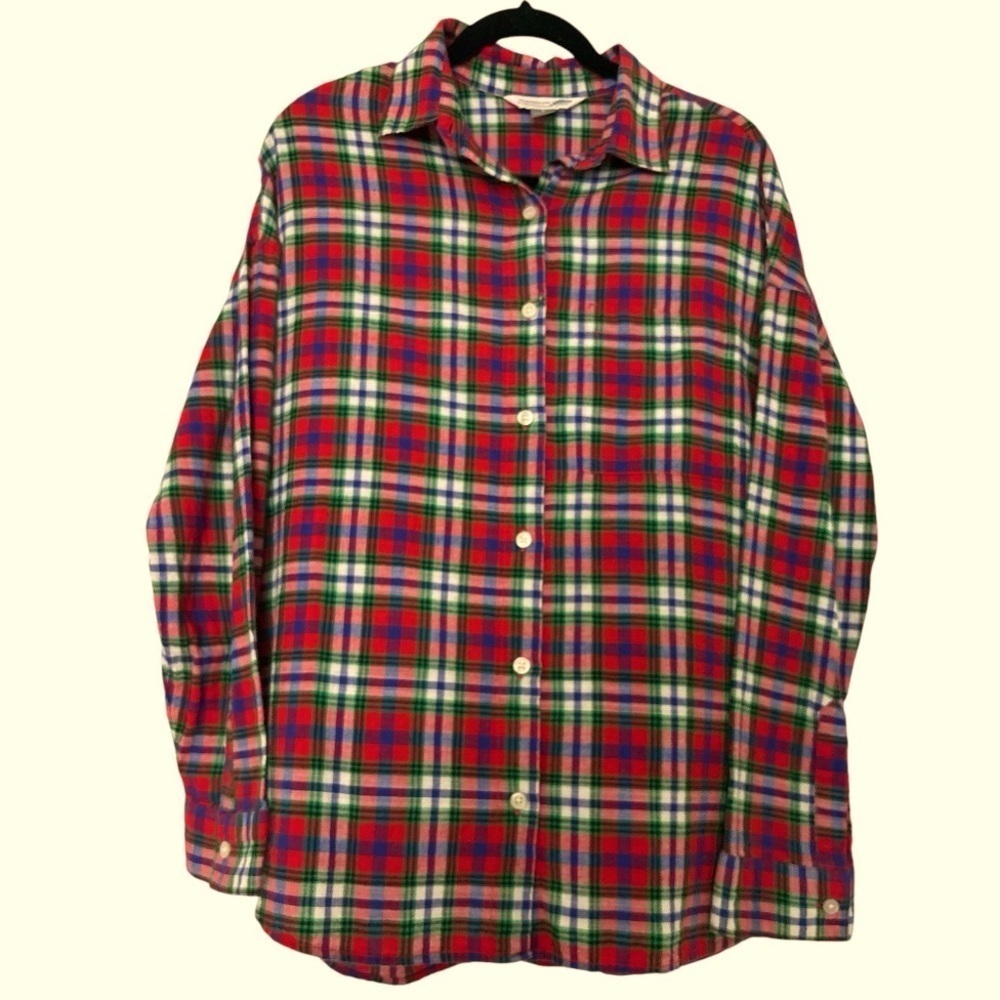 OLD NAVY flannel button down shirt.  The Boyfriend Shirt. Red and blue plaid